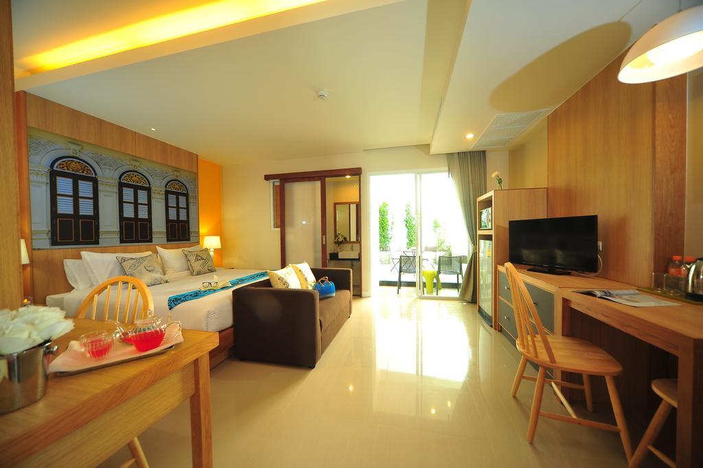 Ratana Hotel Rassada, Phuket Town- Sha Extra Plus Exterior foto