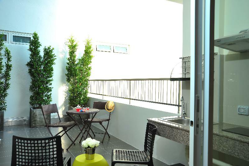 Ratana Hotel Rassada, Phuket Town- Sha Extra Plus Exterior foto